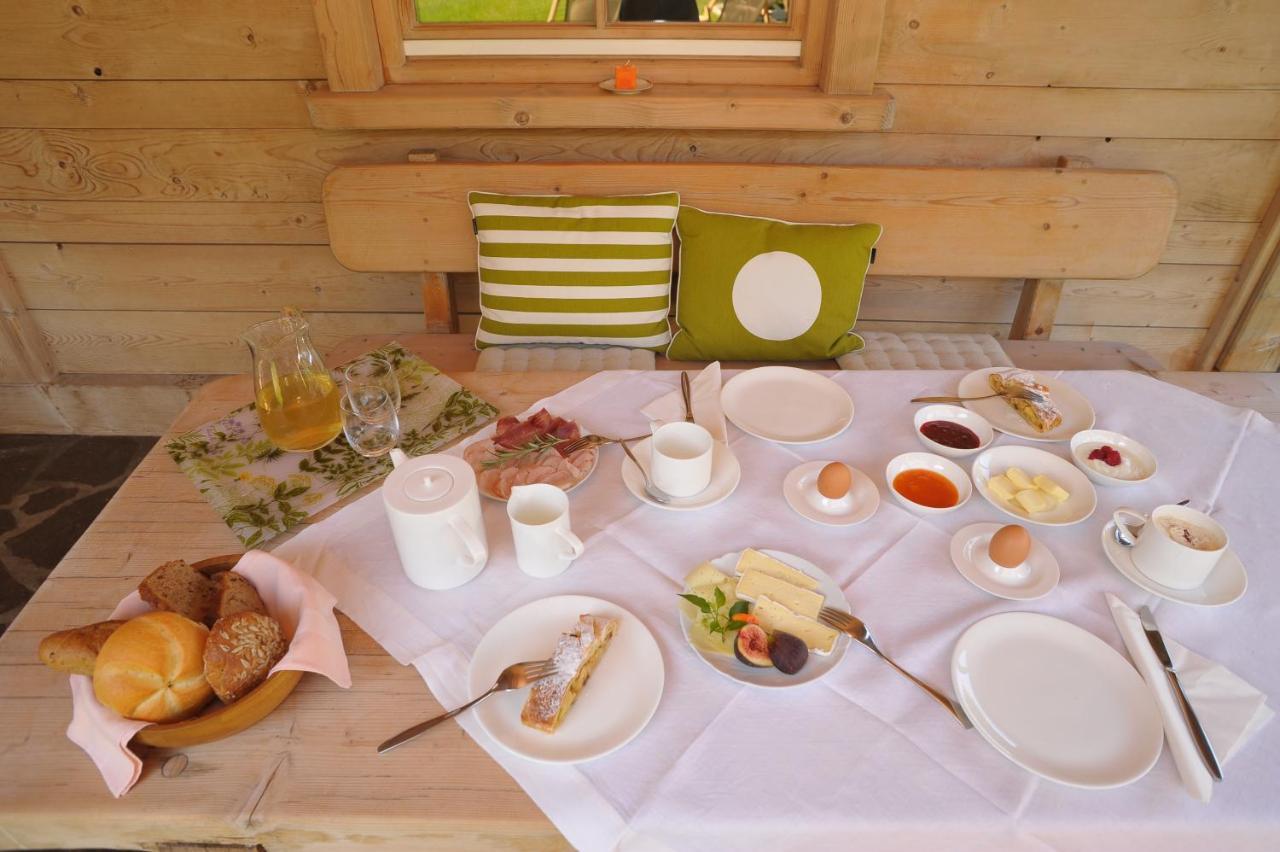 Schiessstandhof Bed & Breakfast Montagna Luaran gambar