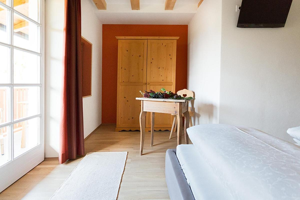 Schiessstandhof Bed & Breakfast Montagna Luaran gambar