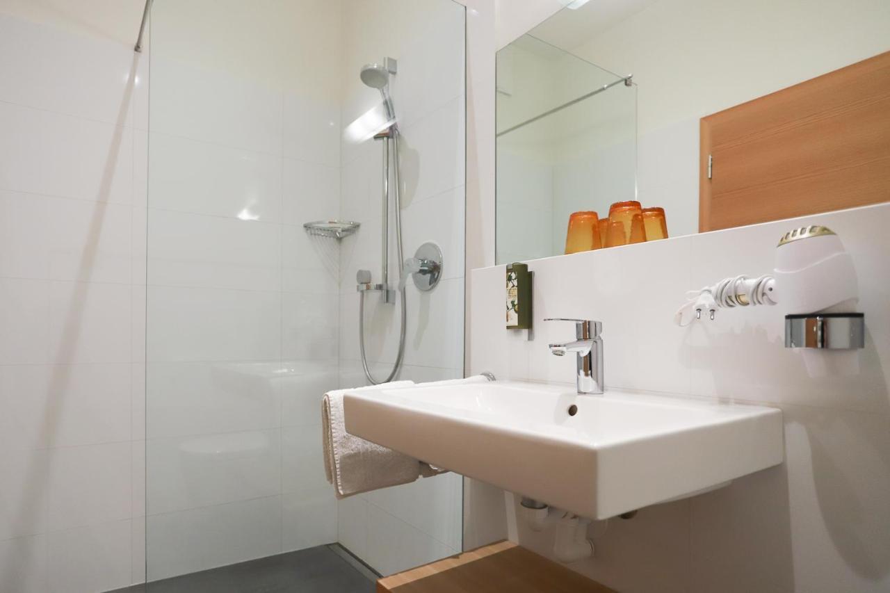 Schiessstandhof Bed & Breakfast Montagna Luaran gambar